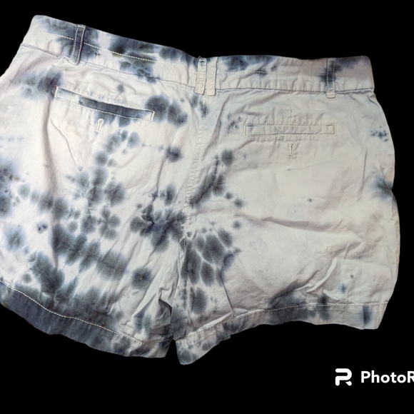 ❄️❄️Tie dye Loft brand size 16 shorts - Picture 2 of 3